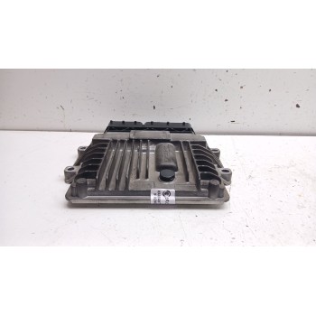 Recambio de centralita motor uce para ssangyong rodius i 2.7 xdi referencia OEM IAM a6655404432 28075135 