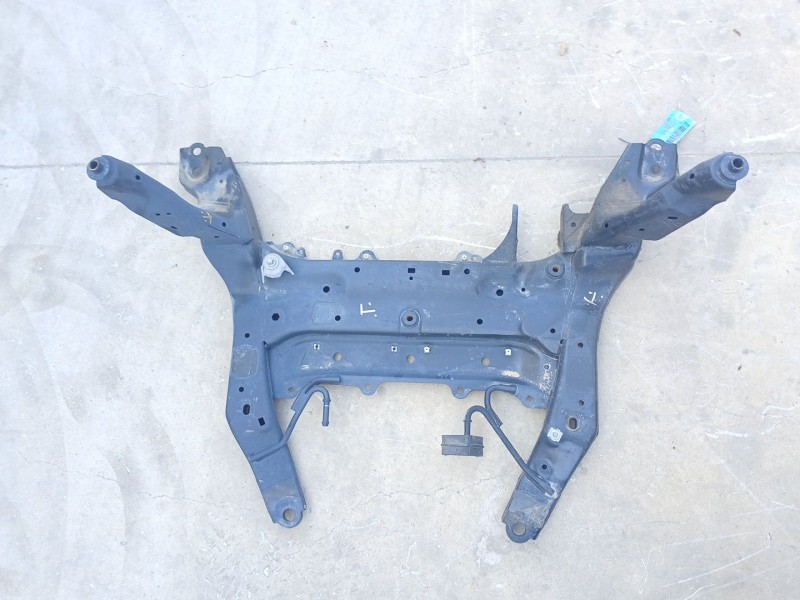 Recambio de puente delantero para bmw serie 1 lim. (f40) referencia OEM IAM 687272905  