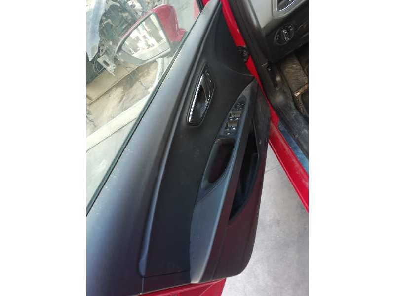 Recambio de guarnecido puerta delantera izquierda para seat leon st (5f8) fr referencia OEM IAM  SIN BOTONERA 