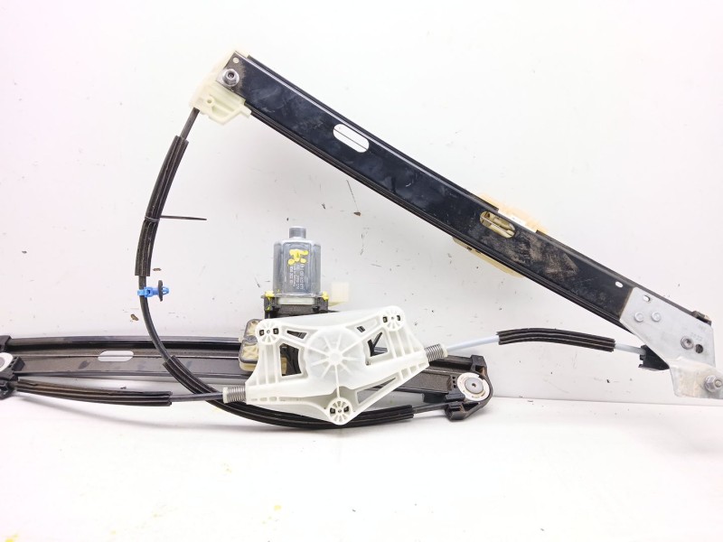 Recambio de elevalunas delantero izquierdo para seat leon sportstourer (kl8, kld) 1.5 tsi referencia OEM IAM E850202101 01308220