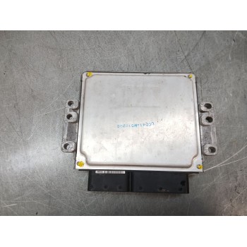 Recambio de centralita motor uce para ssangyong korando limited 4x2 referencia OEM IAM 6715400332  