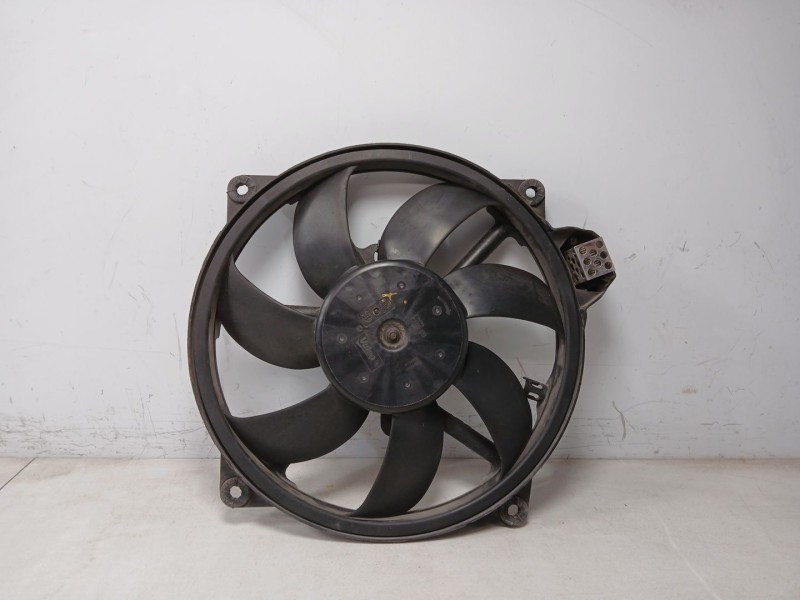 Recambio de electroventilador para renault megane iii coupé (dz0/1_) 1.2 tce (dz2b, dz11) referencia OEM IAM 214810898r  