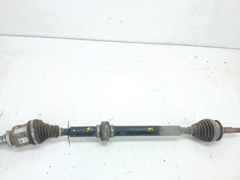 Recambio de transmision delantera derecha para toyota auris hybrid active referencia OEM IAM de14r  