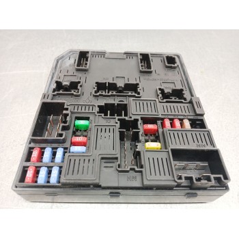 Recambio de caja reles / fusibles para nissan qashqai ii (j11, j11_) 1.5 dci referencia OEM IAM 284b75na1a  