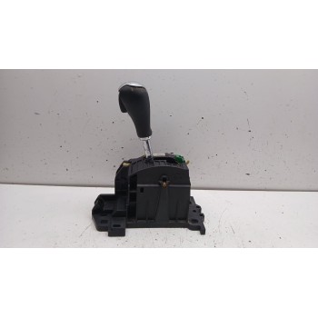 Recambio de palanca cambio para land rover range rover sport 2.7 td v6 cat referencia OEM IAM ucb500092  