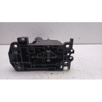 Recambio de palanca cambio para land rover range rover sport 2.7 td v6 cat referencia OEM IAM ucb500092  