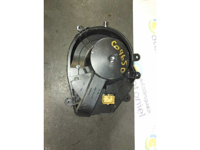 Recambio de motor calefaccion para volkswagen passat berlina (3b3) highline 4motion referencia OEM IAM 8D1820021  