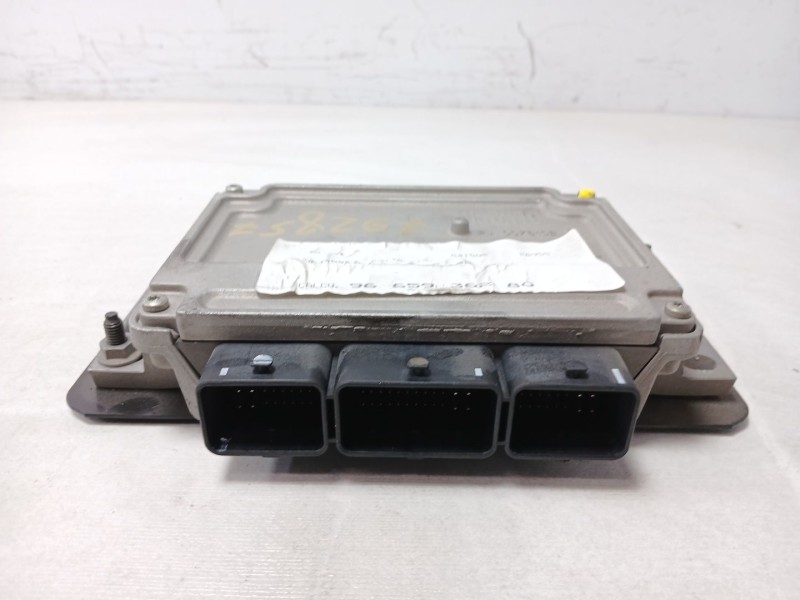 Recambio de centralita motor uce para citroën c4 berlina 1.4 16v referencia OEM IAM 9665936280  