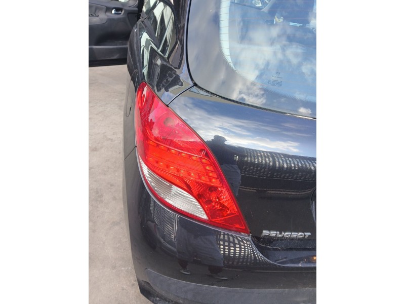 Recambio de piloto trasero izquierdo para peugeot 207/207+ (wa_, wc_) 1.6 hdi referencia OEM IAM 968656608000  