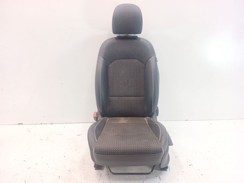 Recambio de asiento delantero izquierdo para kia xceed (cd) 1.4 t-gdi referencia OEM IAM   