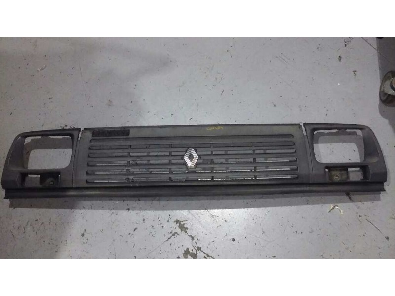 Recambio de rejilla delantera para renault rapid/express (f40) 1.4 familiar (f402/40m) referencia OEM IAM   