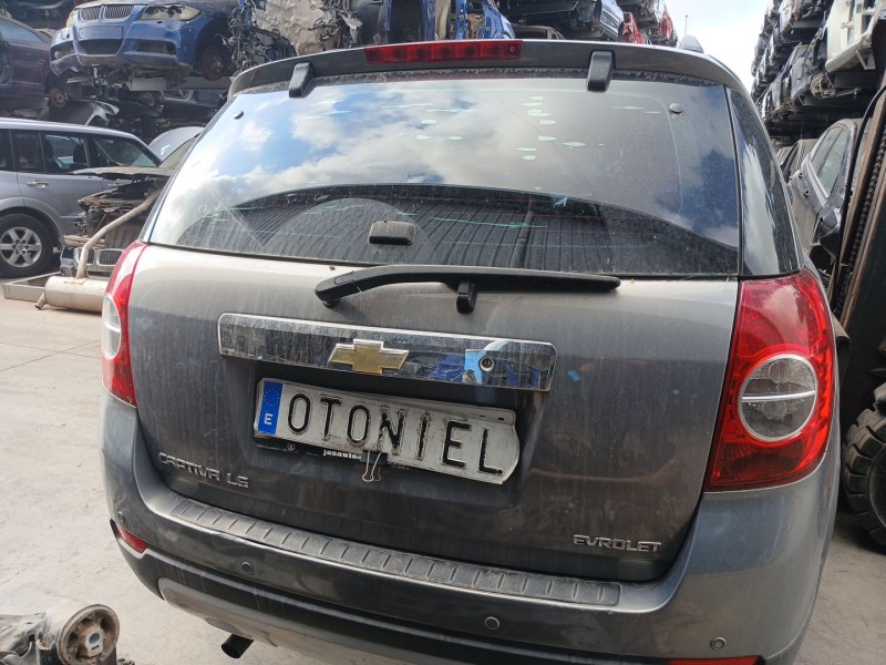 Recambio de porton trasero para chevrolet captiva 2.0 diesel cat referencia OEM IAM 96626994  
