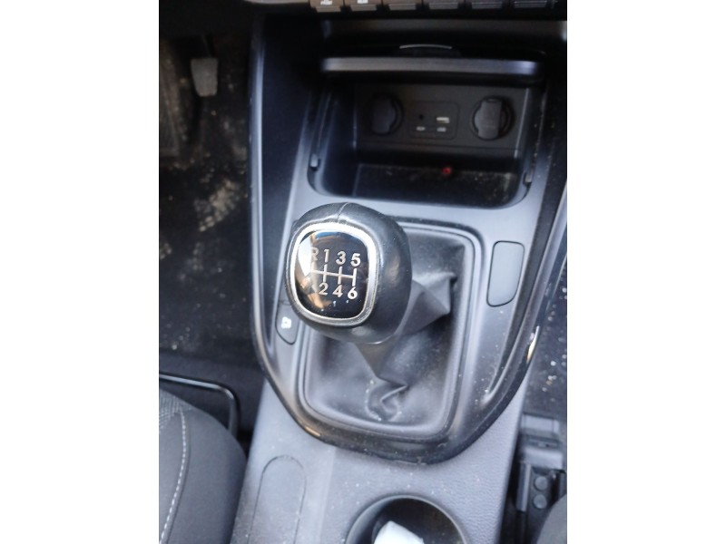 Recambio de caja cambios para kia carens iv 1.6 gdi referencia OEM IAM 4300026869  