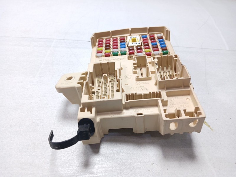 Recambio de caja reles / fusibles para kia niro drive referencia OEM IAM G52111905230040 91950G5211 