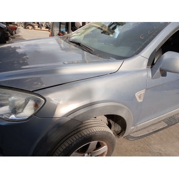 Recambio de aleta delantera izquierda para chevrolet captiva 2.0 diesel cat referencia OEM IAM 96624392  