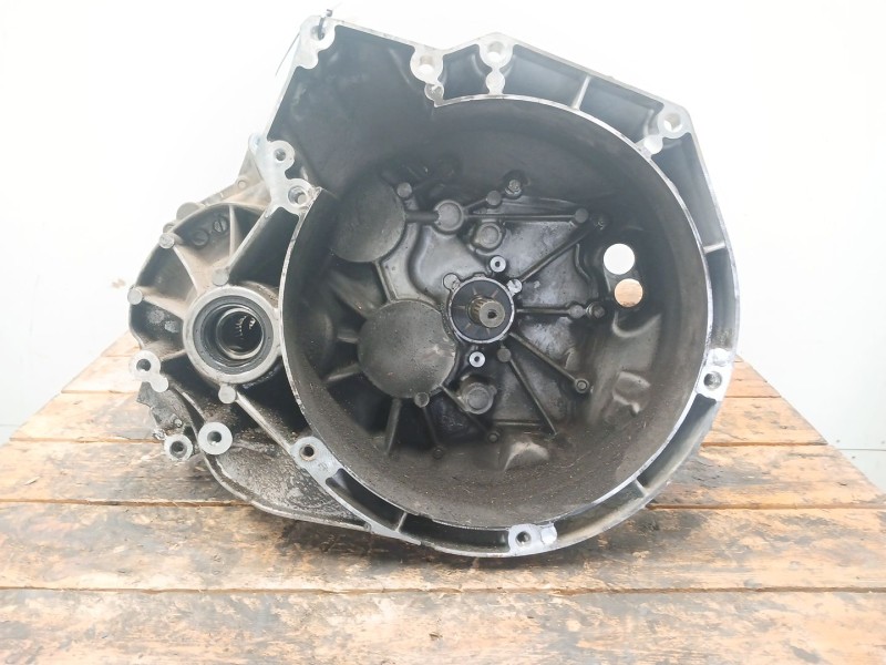 Recambio de despiece caja cambios para ford focus iii 1.6 tdci referencia OEM IAM AV6R7002GF  