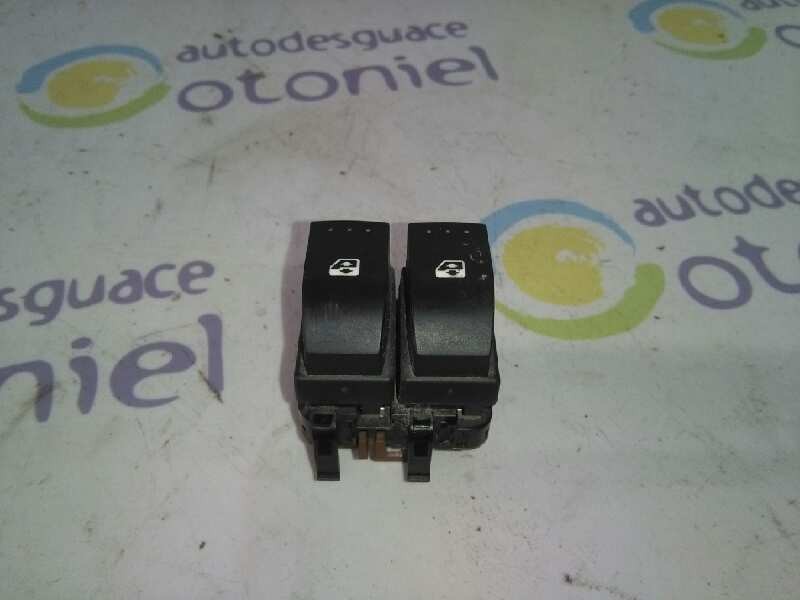Recambio de mando elevalunas delantero izquierdo para renault grand scenic 1.9 dci referencia OEM IAM   FICHA MARRON