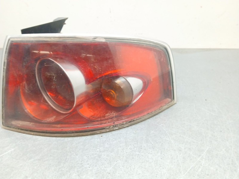 Recambio de piloto trasero derecho para seat ibiza iii (6l1) 1.4 16v referencia OEM IAM 6L6945112B  