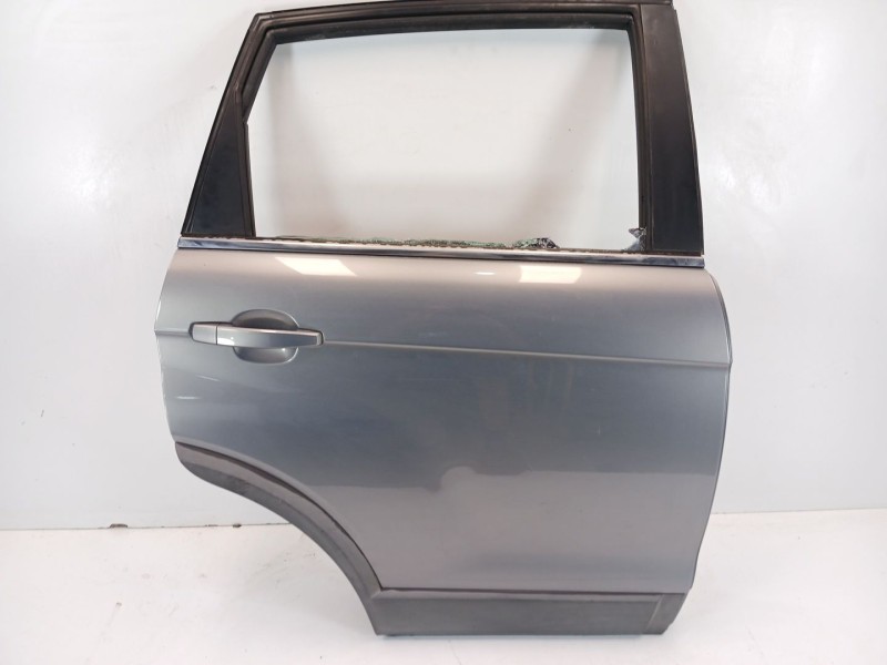 Recambio de puerta trasera derecha para chevrolet captiva 2.0 diesel cat referencia OEM IAM 94543753  
