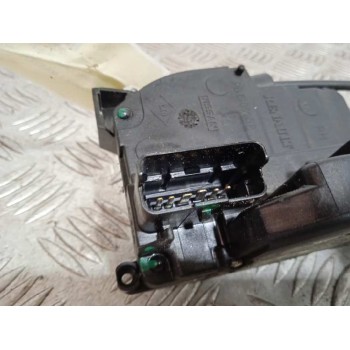 Recambio de cerradura puerta delantera derecha para renault master pritsche/fgst l2h1 3,5t referencia OEM IAM 805020005R  6 PINS