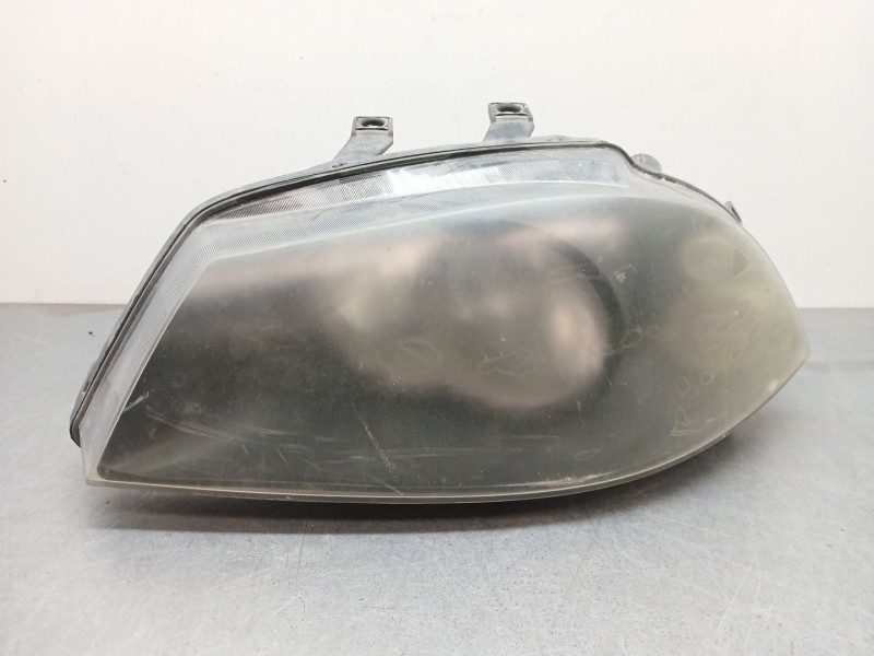 Recambio de faro izquierdo para seat ibiza iii (6l1) 1.4 16v referencia OEM IAM 6L1941021A  
