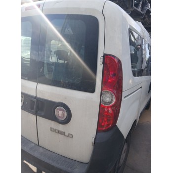 PUERTA TRASERA DERECHA 51811379 