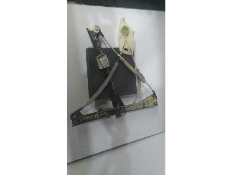 Recambio de elevalunas delantero izquierdo para volkswagen polo (6c1) edition bluemotion referencia OEM IAM   5P SOLO MECANISMO