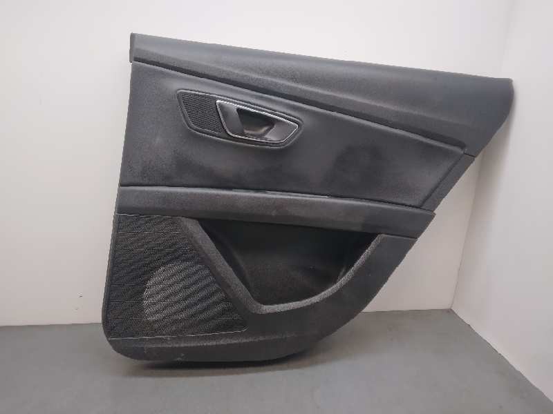 Recambio de guarnecido puerta trasera derecha para seat leon st (5f8) fr referencia OEM IAM 5F4867134  