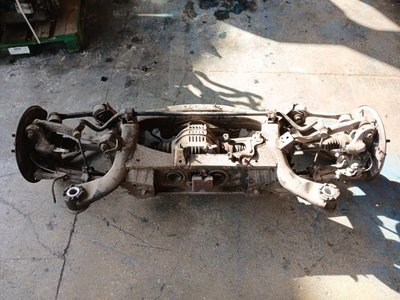 Recambio de puente trasero para lexus ls (usf4/uvf4) 4.6 v8 cat referencia OEM IAM   