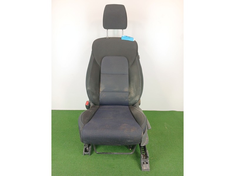 Recambio de asiento delantero izquierdo para hyundai tucson (tl, tle) 1.7 crdi referencia OEM IAM   