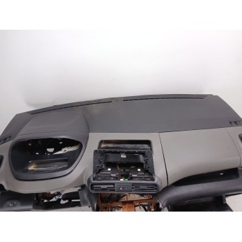Recambio de salpicadero para peugeot rifter 1.5 bluehdi 130 referencia OEM IAM 16841899ZD  