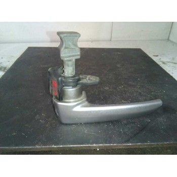 MANETA INTERIOR DELANTERA IZQUIERDA 