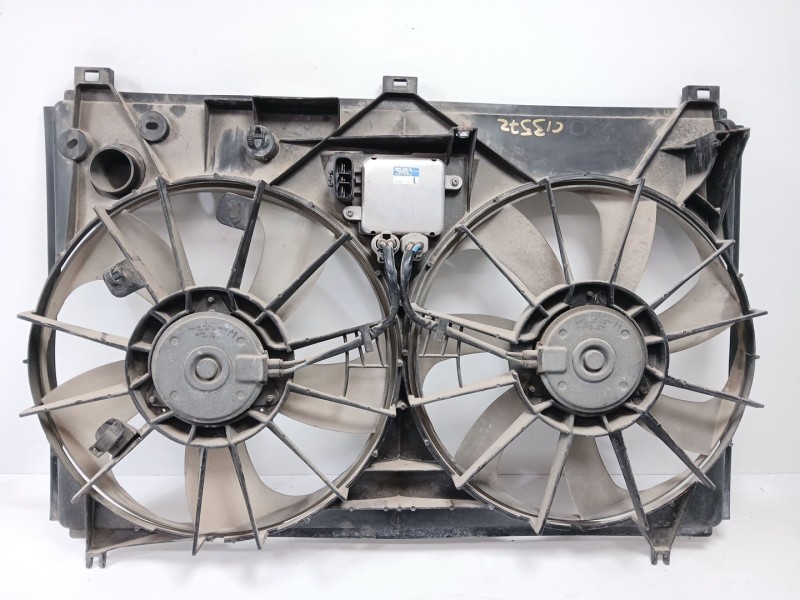 Recambio de electroventilador para lexus ls (usf4/uvf4) 4.6 v8 cat referencia OEM IAM 4227502111 4993003310 8925730080