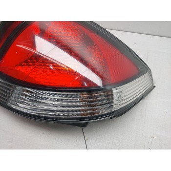 Recambio de piloto trasero izquierdo para kia rio ii (jb) 1.4 16v referencia OEM IAM 924011G2L  