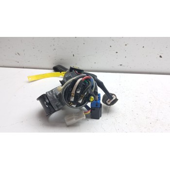 Recambio de conmutador de arranque para ssangyong korando limited 4x2 referencia OEM IAM 8697034001  