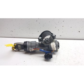 Recambio de conmutador de arranque para ssangyong korando limited 4x2 referencia OEM IAM 8697034001  