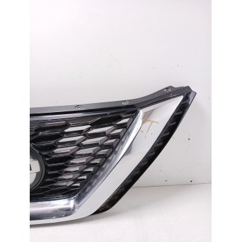 Recambio de rejilla delantera para nissan qashqai ii (j11, j11_) 1.3 dig-t referencia OEM IAM 623104EA1A  