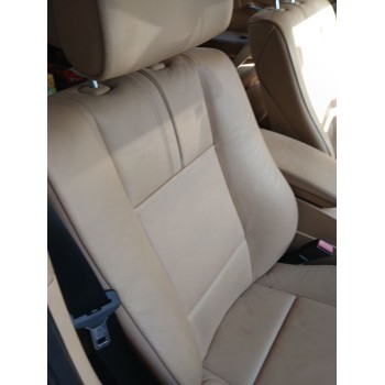 ASIENTO DELANTERO DERECHO 