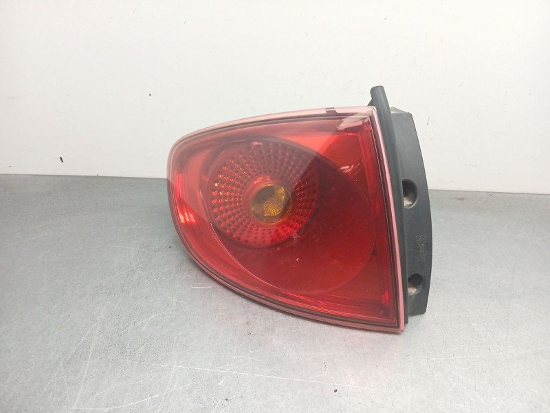 Recambio de piloto trasero izquierdo para seat altea (5p1) 1.9 tdi referencia OEM IAM 5P0945111B9B9  