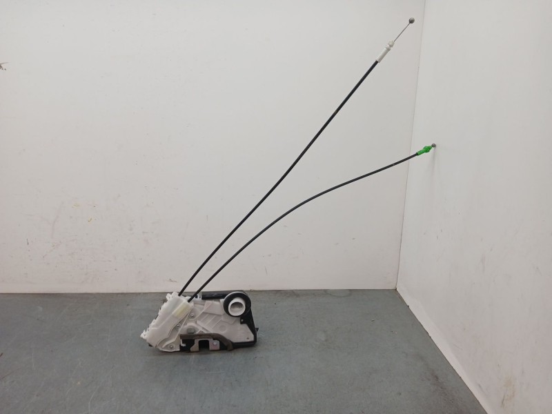 Recambio de cerradura puerta delantera derecha para toyota yaris (_p13_) 1.5 hybrid (nhp130_) referencia OEM IAM U311130F1  