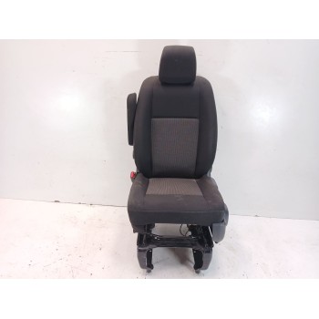 ASIENTO DELANTERO IZQUIERDO 
