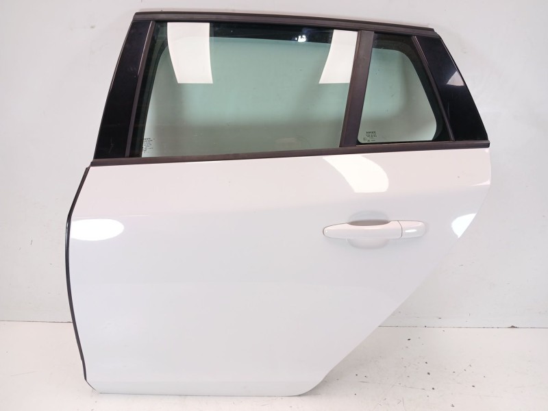Recambio de puerta trasera izquierda para volvo v60 i (155) d3 / d4 referencia OEM IAM 31352771 31402402 