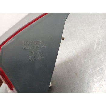 Recambio de piloto trasero derecho interior para toyota auris (_e18_) 1.8 hybrid (zwe186_) referencia OEM IAM 8158102830  