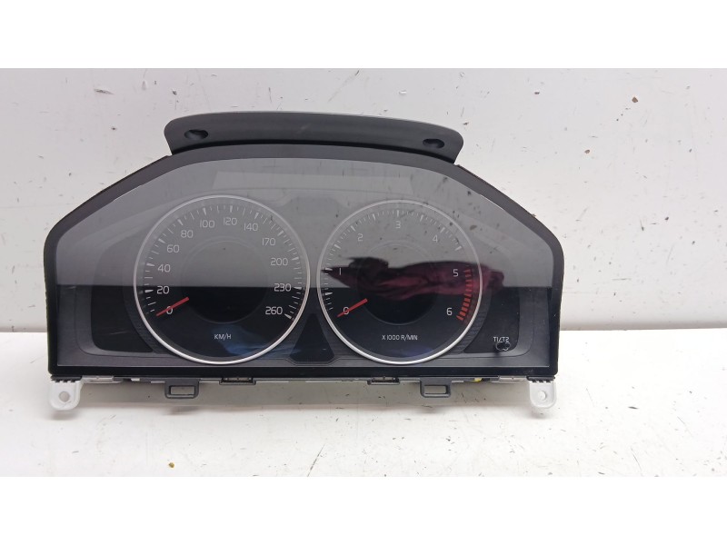 Recambio de cuadro instrumentos para volvo v60 i (155) d3 / d4 referencia OEM IAM 31343323aa  