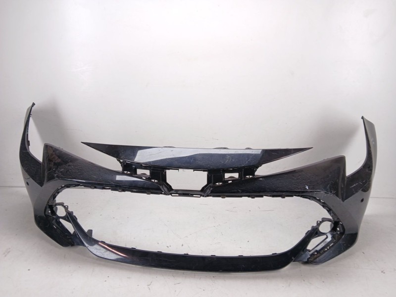 Recambio de paragolpes delantero para toyota corolla (e21) hybrid active referencia OEM IAM 5211902P40  