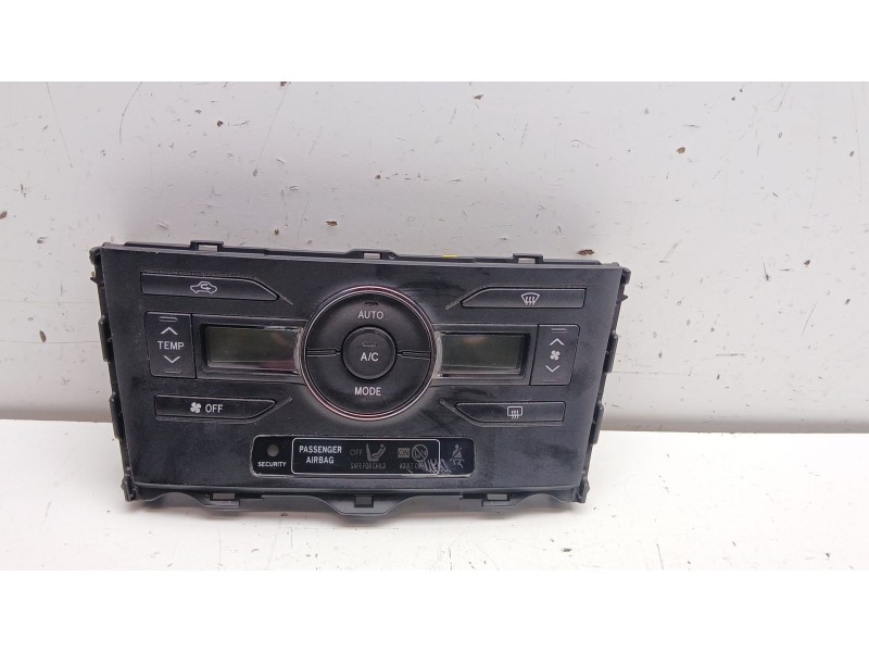 Recambio de mando climatizador para toyota auris (_e15_) 1.8 hybrid (zwe150_) referencia OEM IAM 5590002350  