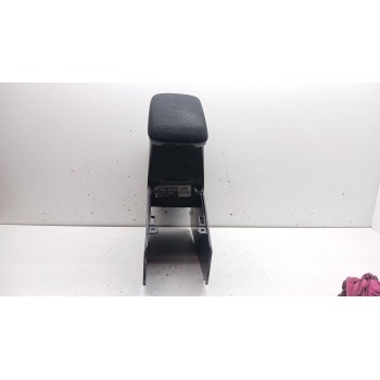 Recambio de apoyabrazos central para toyota auris (_e15_) 1.8 hybrid (zwe150_) referencia OEM IAM 5891102330  