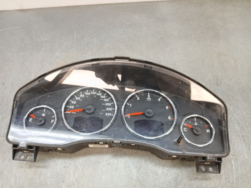 Recambio de cuadro instrumentos para jeep cherokee limited referencia OEM IAM P05172867AF T5SQi164OHAB7F 