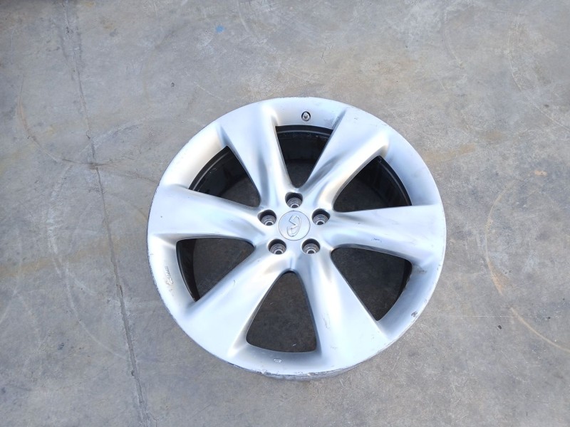 Recambio de llanta para infiniti qx70 3.7 awd referencia OEM IAM 91/2JX21 ET50 X1 N0742195