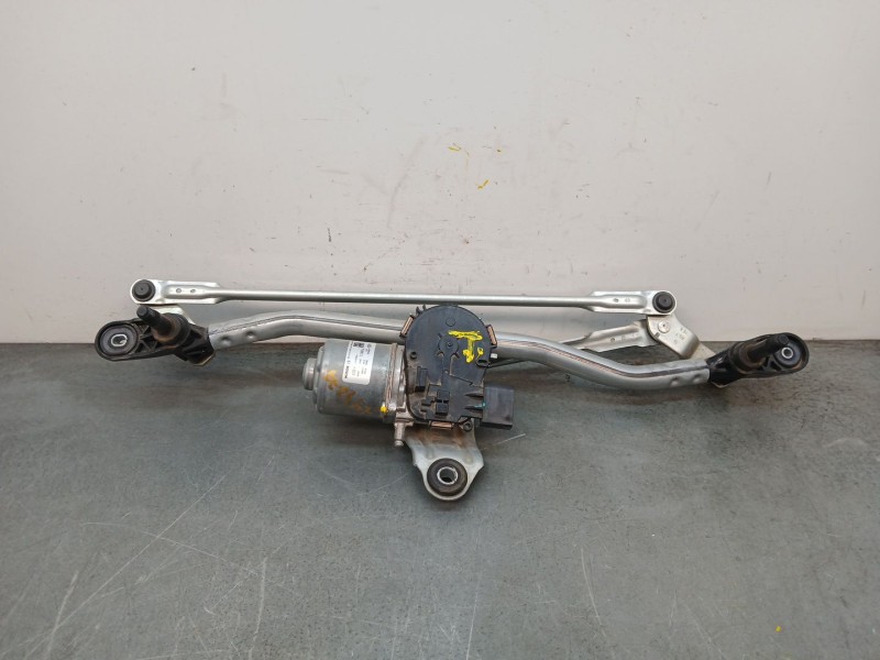 Recambio de motor limpia delantero para omoda 5 referencia OEM IAM 339702206A  